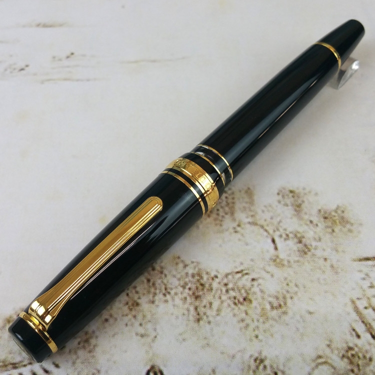 Sailor Professional Gear Realo Fountain Pen