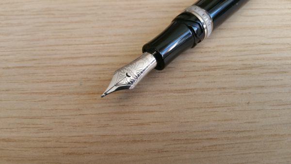 Visconti Homo Sapiens Elegance Oversized Fountain Pen-9118