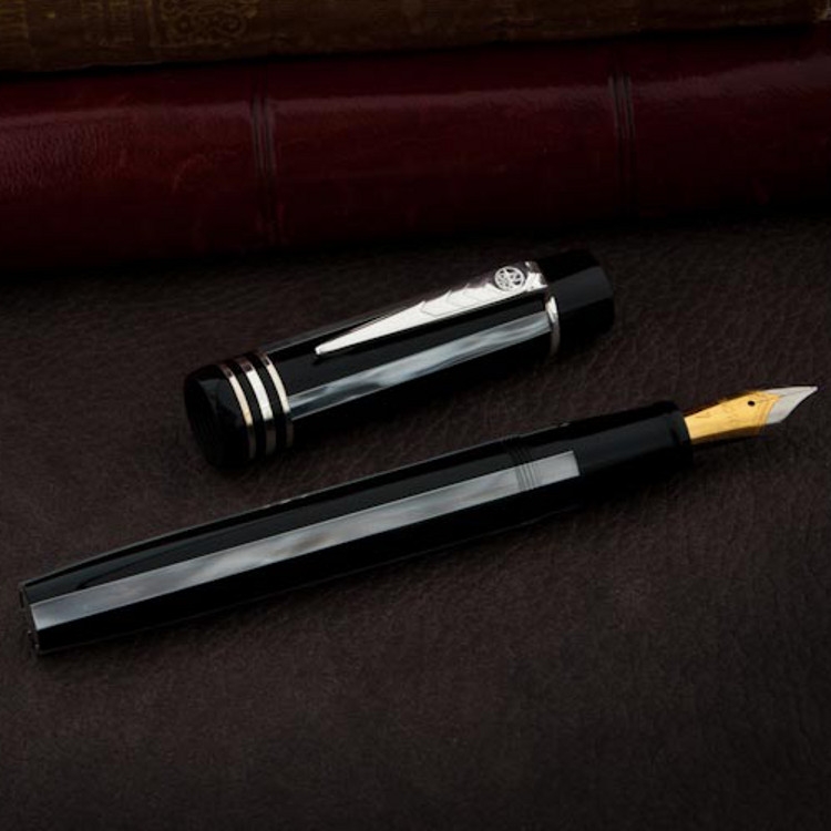 Onoto Charles Dickens Copperfield Fountain Pen-9702