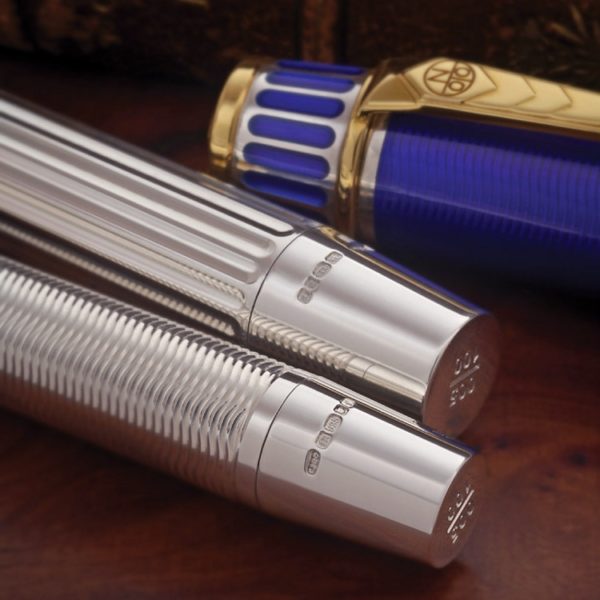 with Emma Hamilton pen