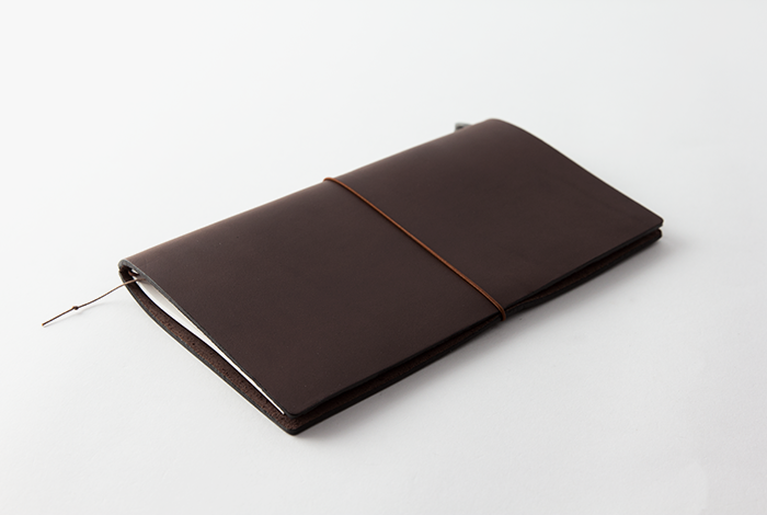 TRAVELER’S Notebook Brown Regular Size