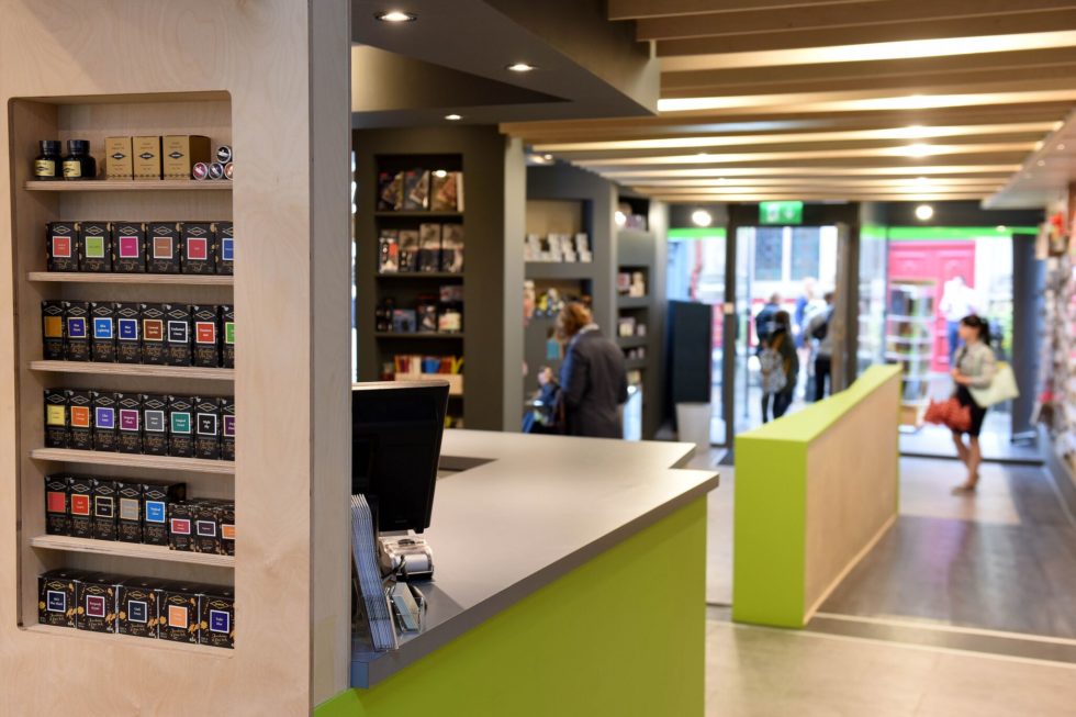 About Us Fountain Pen Retailers Write Here