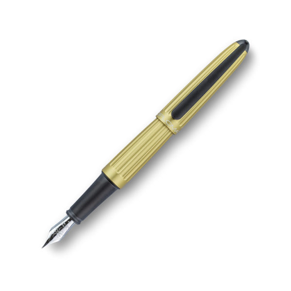 Diplomat Aero Champagne Fountain Pen steel