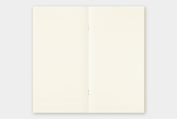 Traveler's 025 MD Paper Cream Refill Open