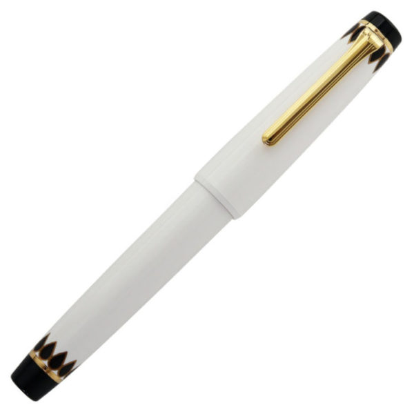 Sailor Classic Ko Dots Fountain Pen Closed