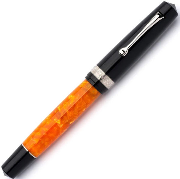 Leonardo Magico DNA Silver Trim Fountain Pen Closed