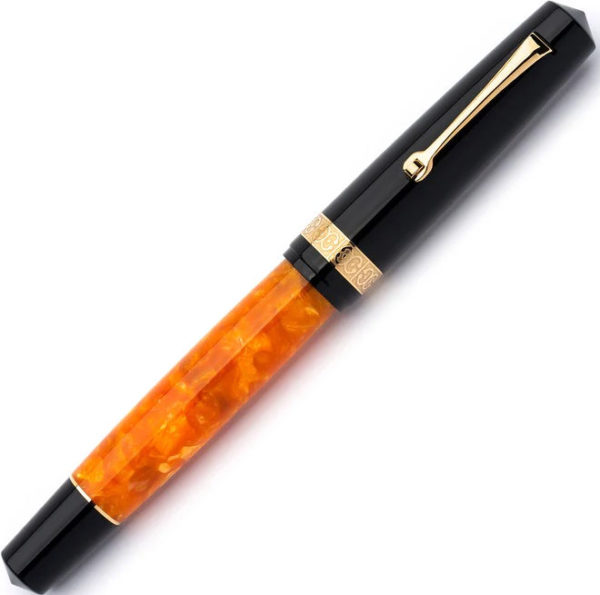 Leonardo Magico DNA Gold Trim Fountain Pen Closed