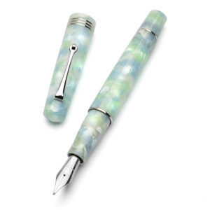 Leonardo Momento Zero Artica Fountain Pen Silver Trim Open
